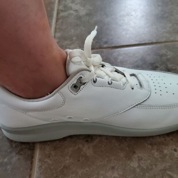 SAS Time Out White Tennis - Picture 6 of 7